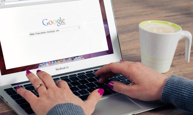how to actually get people to visit your website